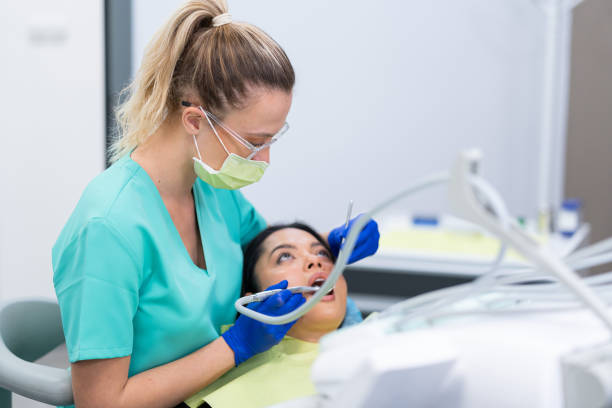Best Emergency Cosmetic Dentistry in Mbria, CA